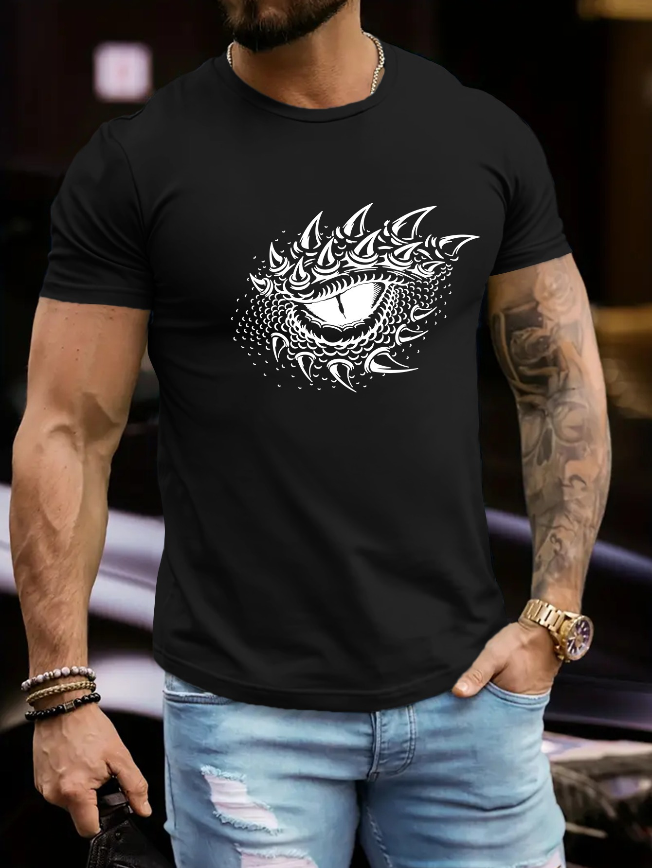 Men's Graphic T-Shirt Sharp Claws Surrounding A Ferocious Eye With Scaly Texture