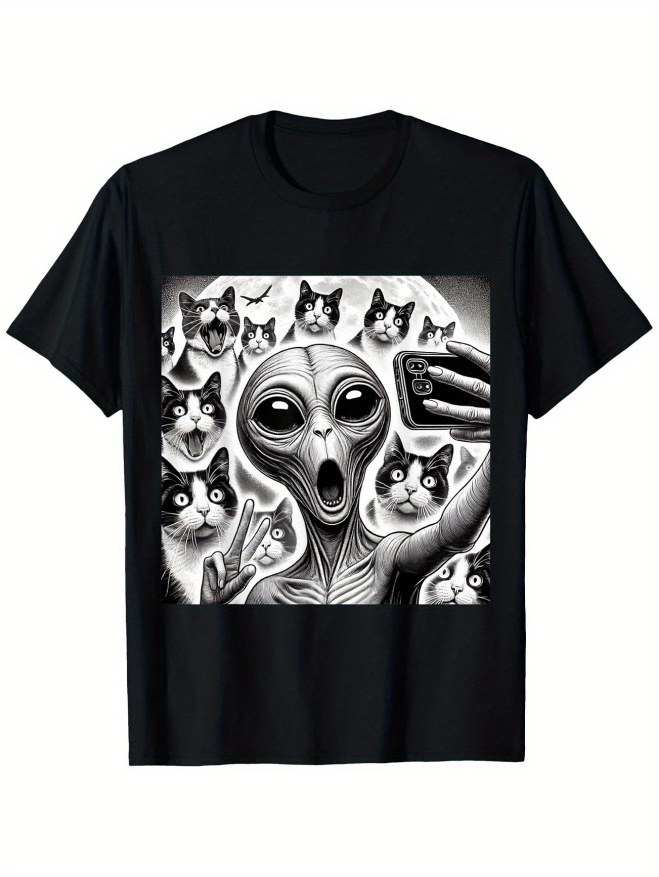 Men's Graphic T-Shirt Surreal Alien With Multiple Cats Taking A Selfie Artwork