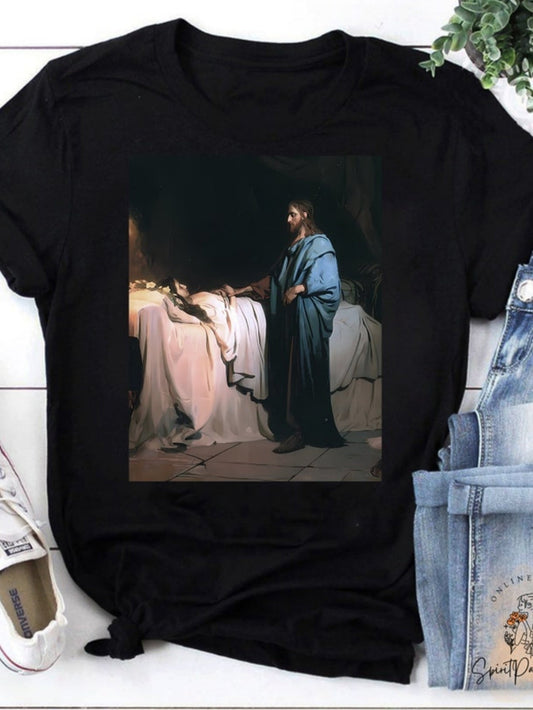 Men's Graphic T-Shirt Dramatic Candlelit Scene With Classical Figures Standing By A Resting Woman