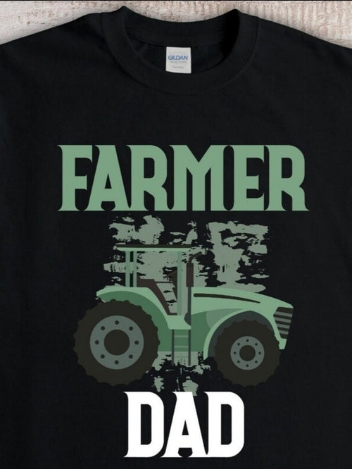 Men's Graphic T-Shirt Farmer Dad With Grungy Tractor Print Distressed Green Details Black T Shirt
