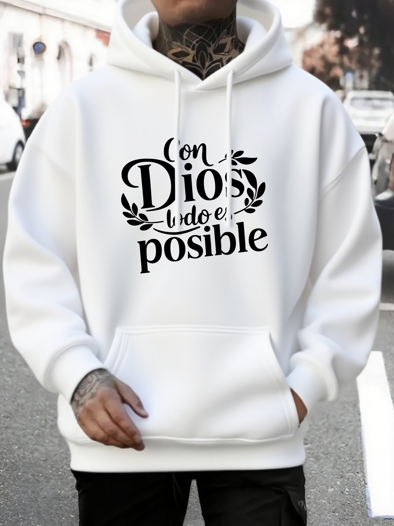 Men's Graphic Hoodie Con Dios Todo Es Posible text and laurel wreath